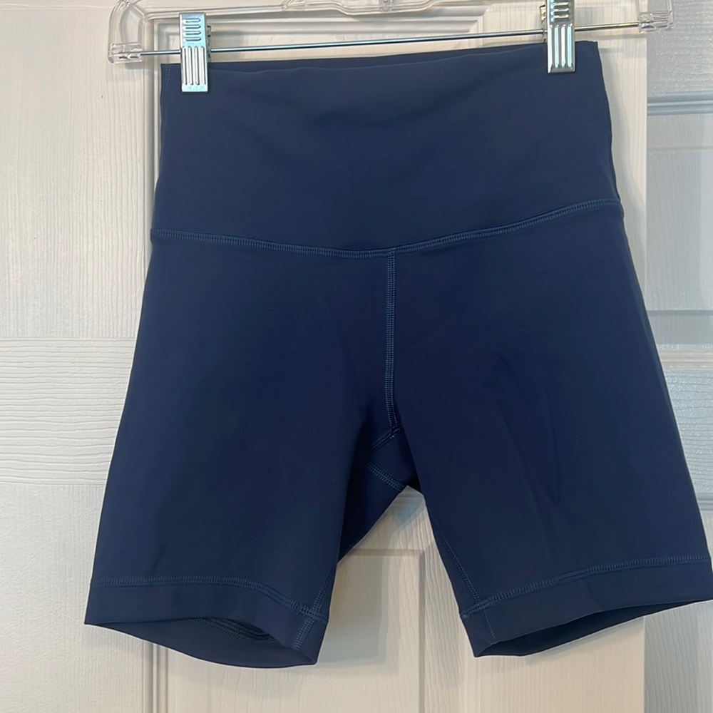 Lululemon Wunder Train High Rise Short 6”